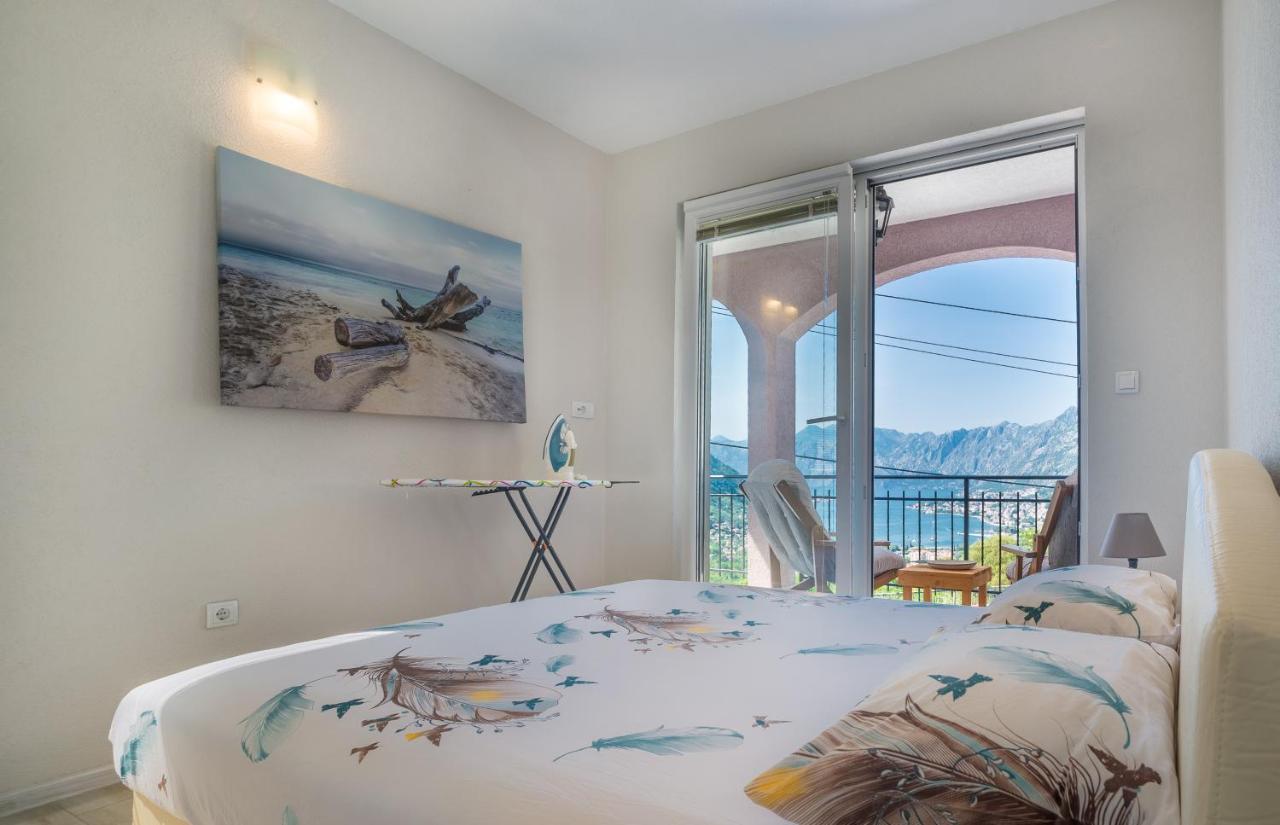 Boka Bay 2 Apartment โกตอร์ ภายนอก รูปภาพ